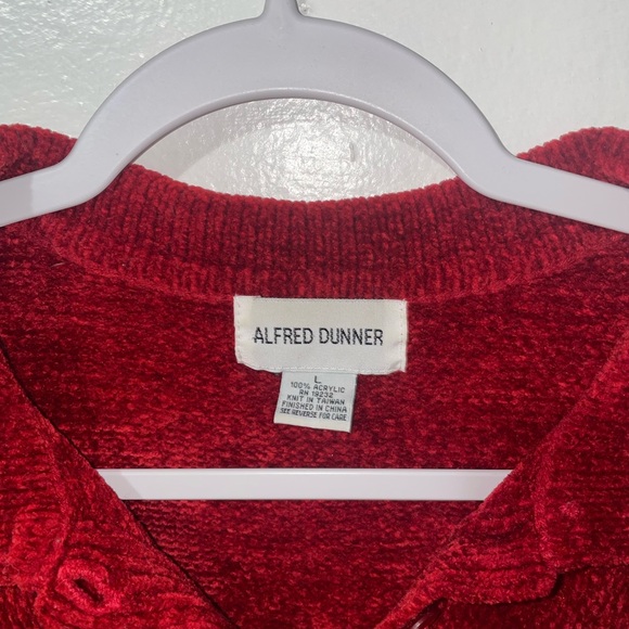 Alfred Dunner Women's V-Neck Sweater in Rich Red - Picture 2 of 3